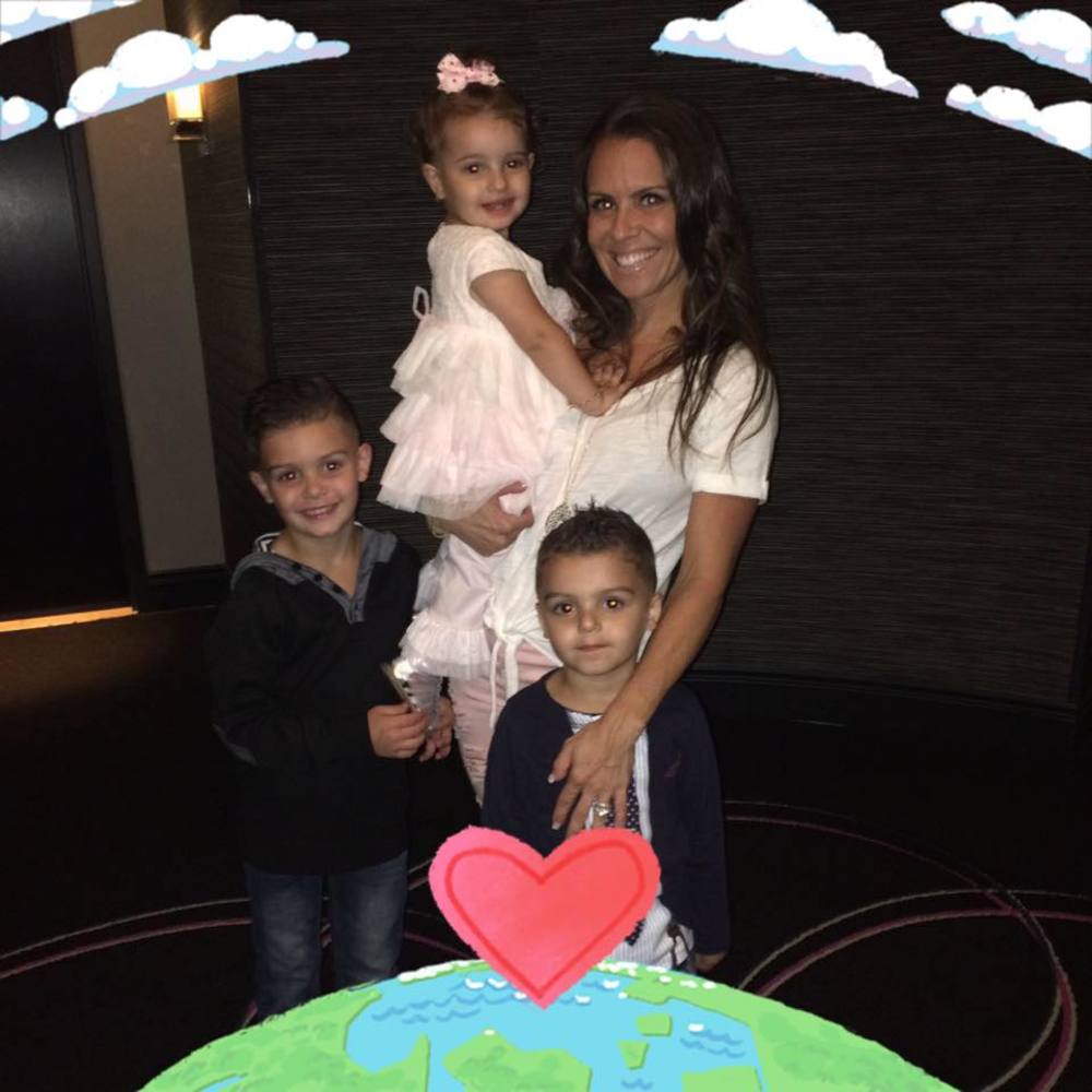 Meet your Posher, Danielle